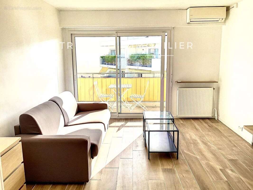 Appartement à LE CANNET