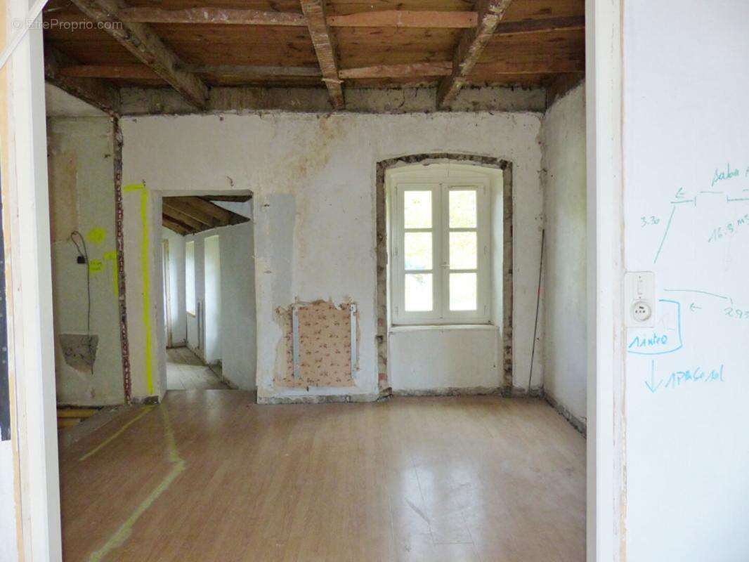 Maison Saint Hostien 11 pièce(s) 225 m2 - photo 17