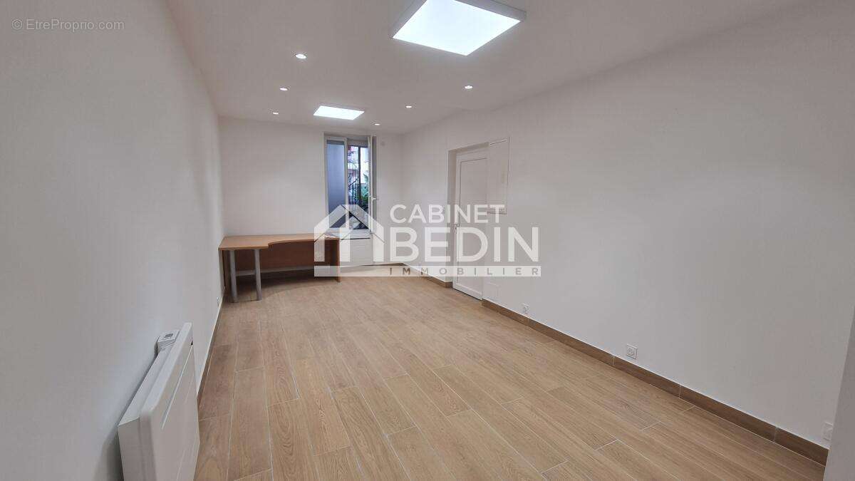 Commerce à TOURNEFEUILLE