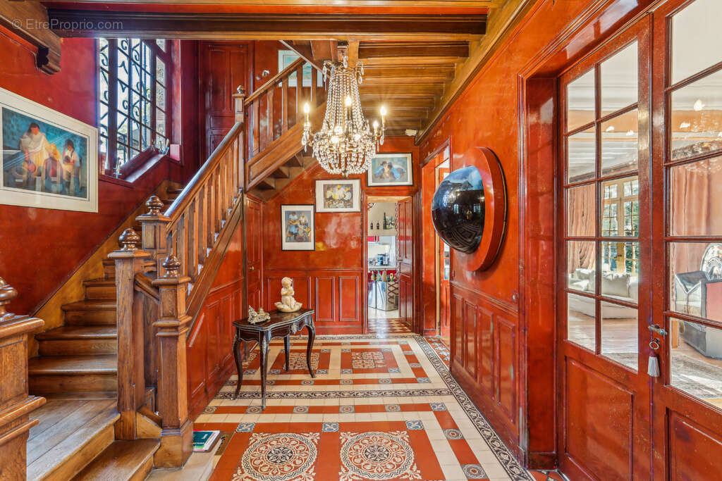 Maison à LE VESINET