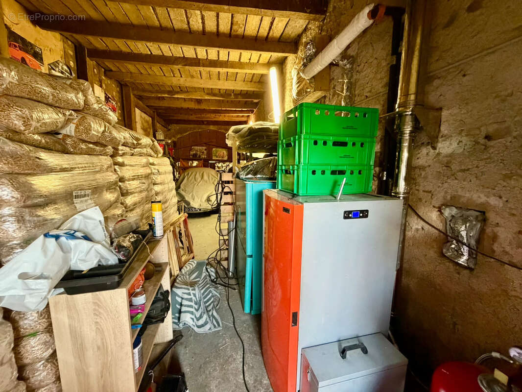 Vente charmante maison rénovée, mitoyenne, sur terrain de  24,77 ares ROYE - photo 23