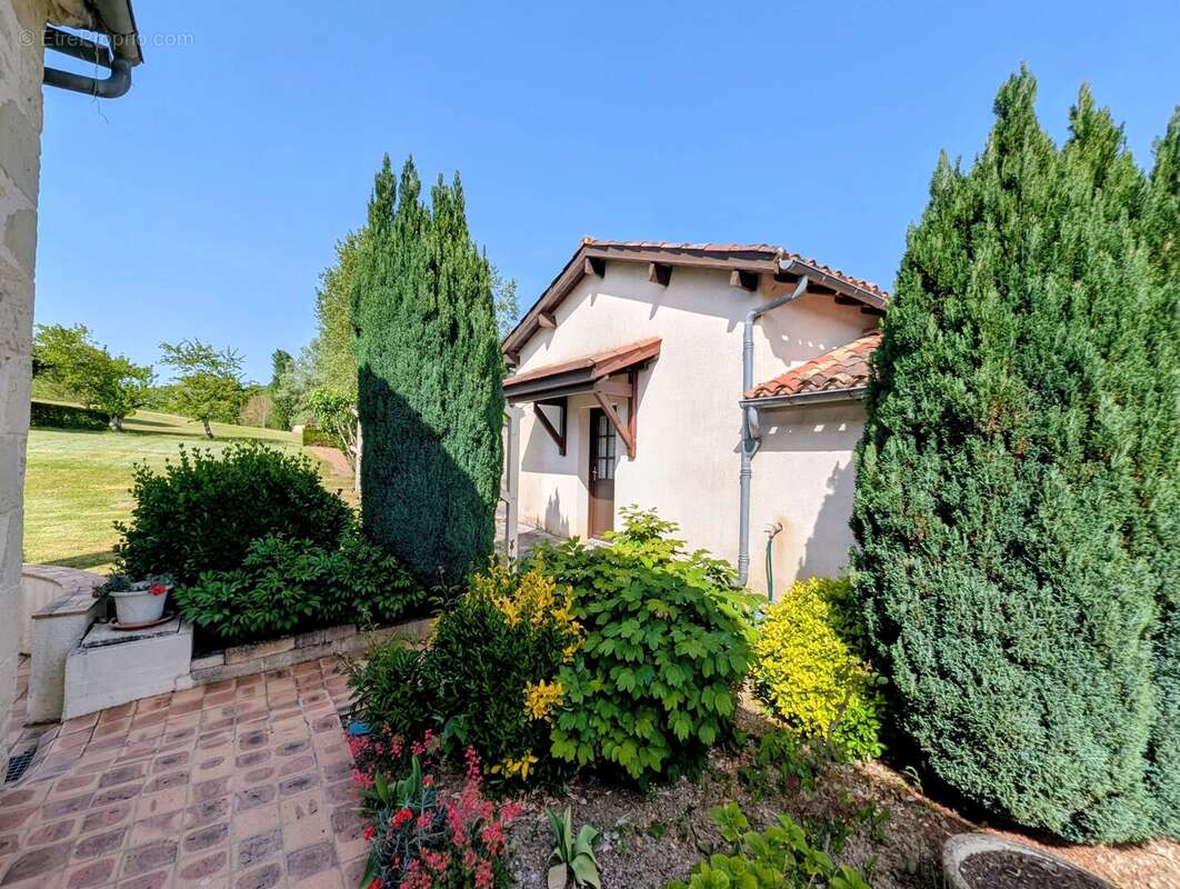 Maison à DAUSSE