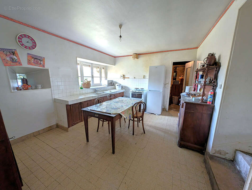 Maison sur la commune de Chevannes, moins de 10 minutes d'Auxerre - photo 5