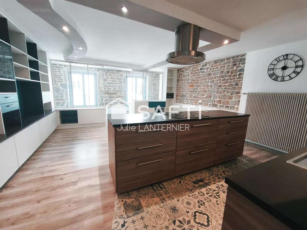 Photo 2 - Appartement à LONS-LE-SAUNIER