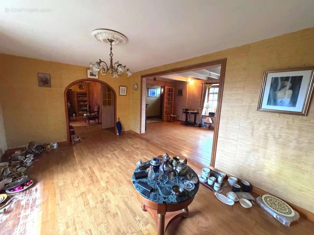 Maison à SAINT-RIVOAL