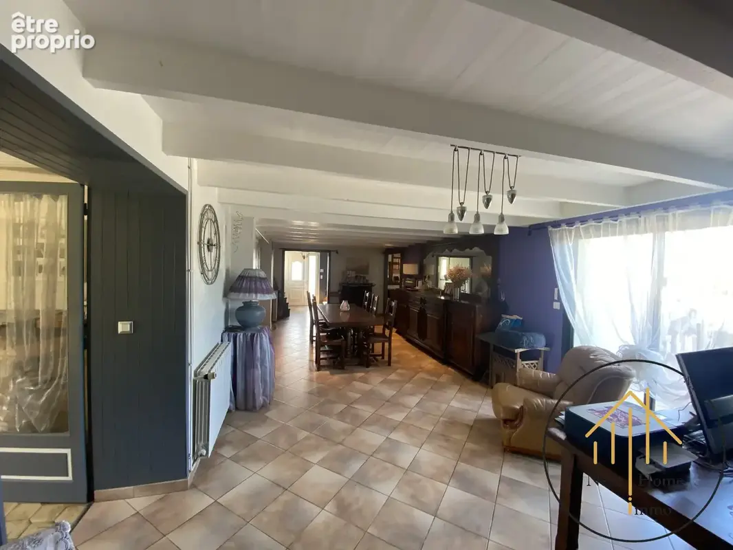 Maison 8 pièces 212 m² à vendre à Oriolles (16480) - photo 5