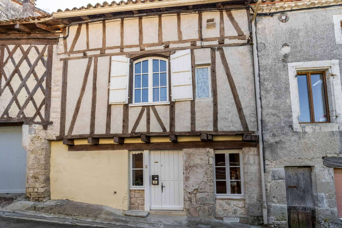 Maison de village avec dépendance et jardin - photo 5
