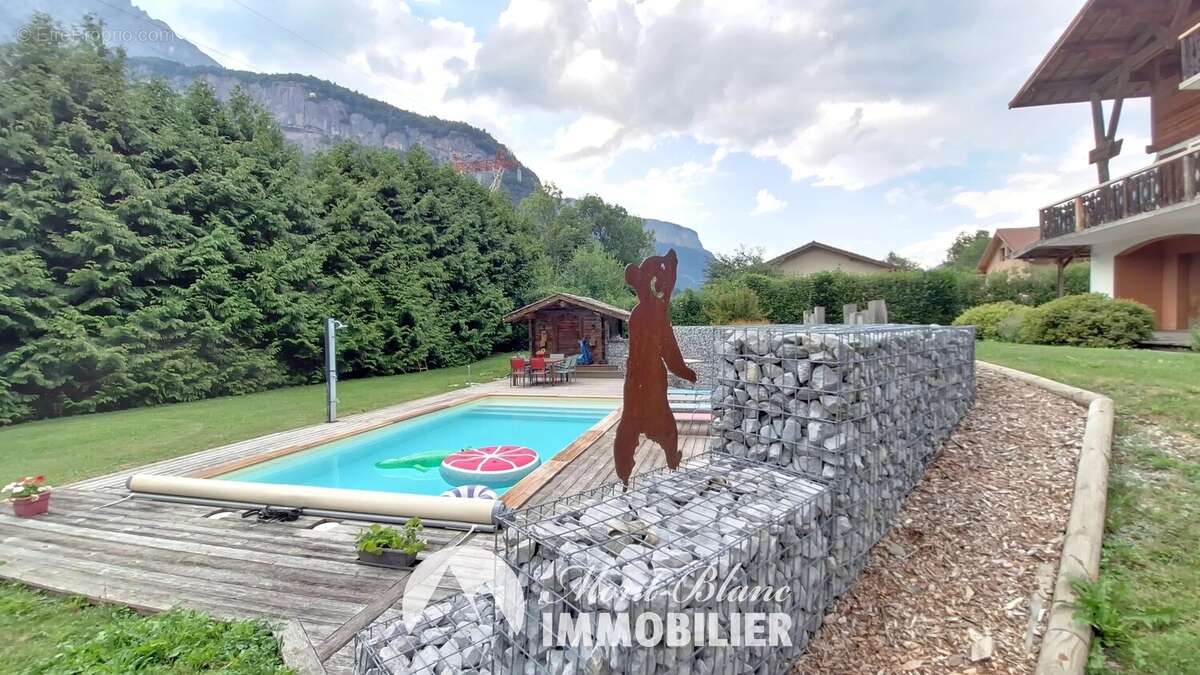 À proximité de Sallanches – Grande maison familiale avec piscine et possibilité d'appartement indépendant - photo 4