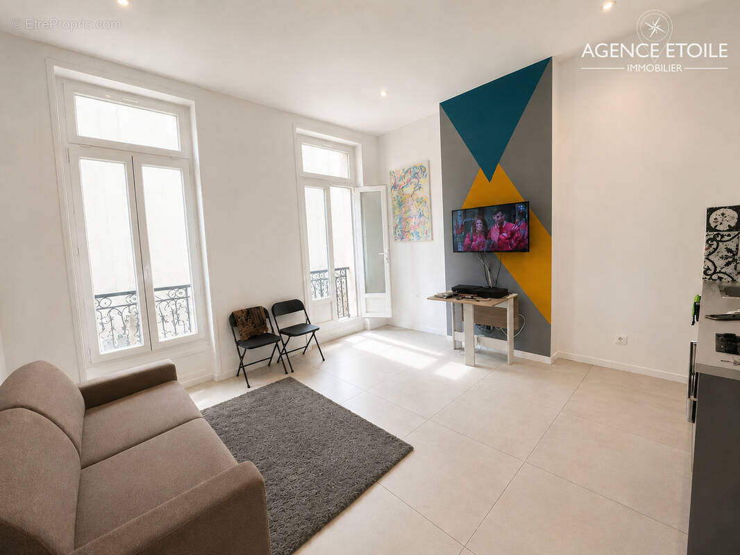 Appartement à MARSEILLE-1E