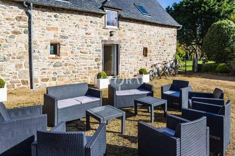 Maison à PLOUGRESCANT