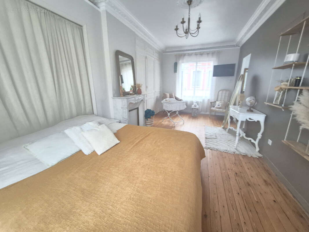 Maison à FORGES-LES-EAUX