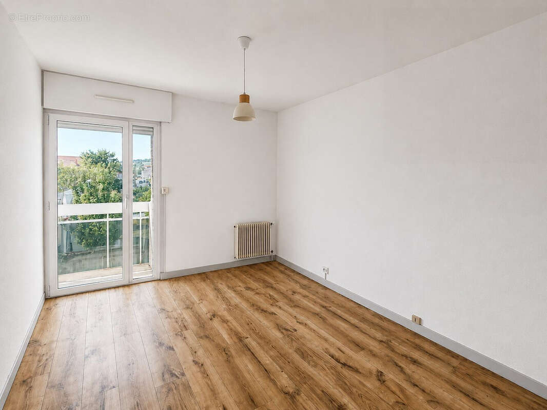 Appartement 84 m² à Issoire  - photo 6