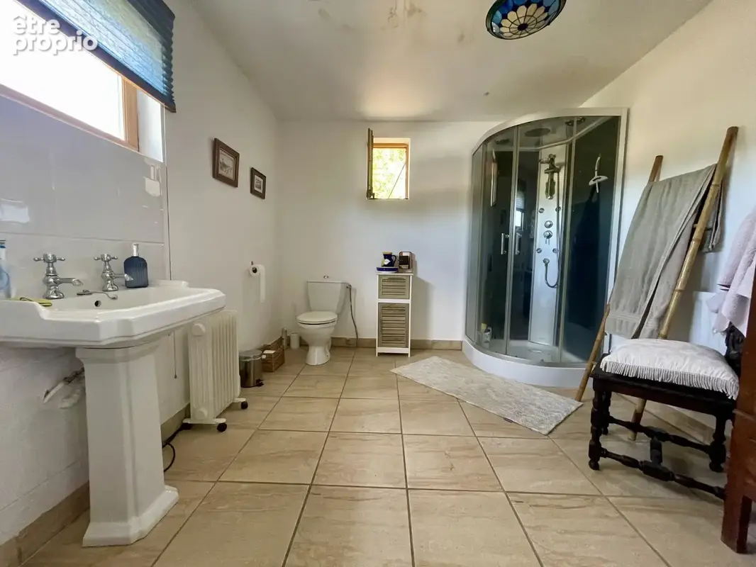 Maison 3 chambres de 157 m2 habitables à finir de rénover à Madiran - photo 5
