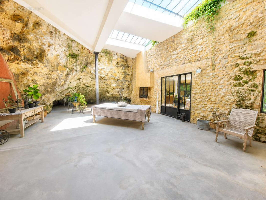 Maison 9 pièces 311 m² à vendre à Orange (84100) - photo 10