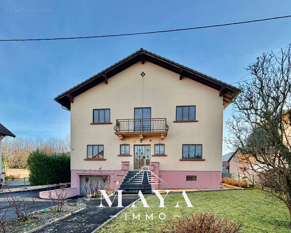 Maison à DANNEMARIE