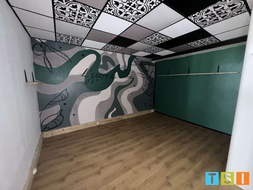 Local commercial rénové  49 m² au cur de ville - photo 2