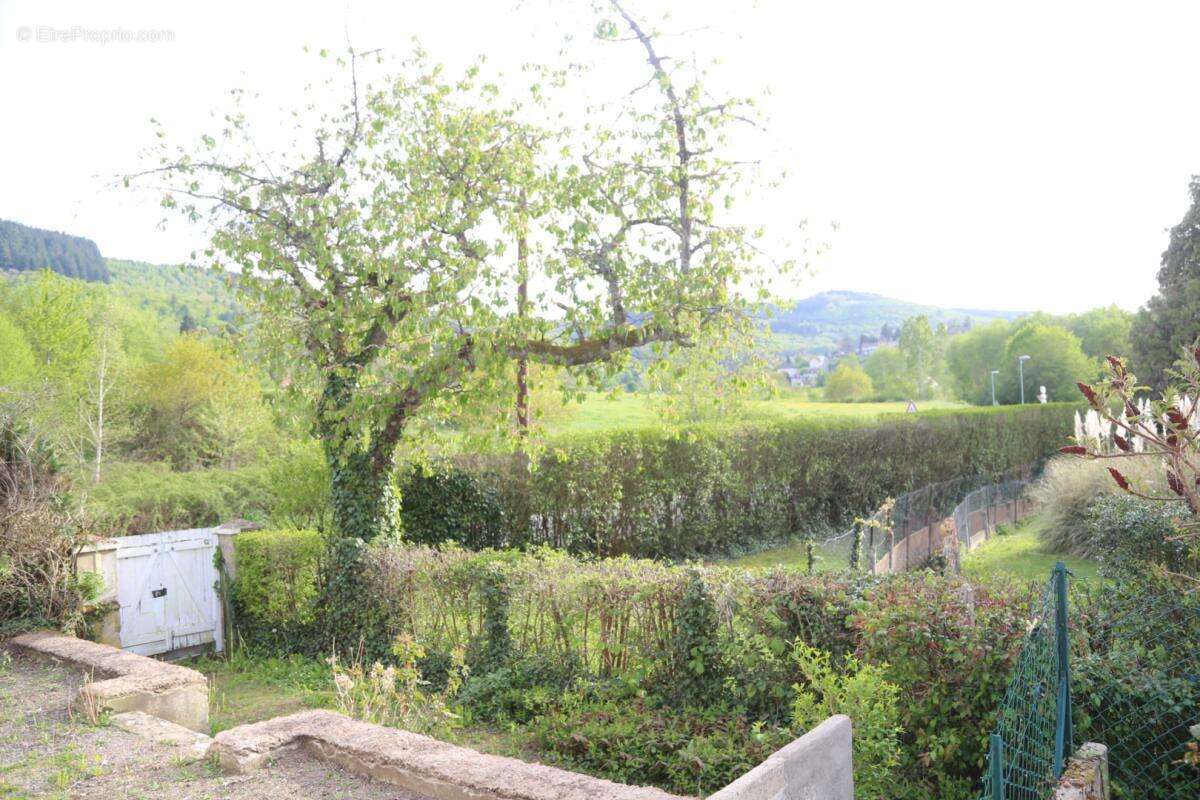 Maison à AUTUN