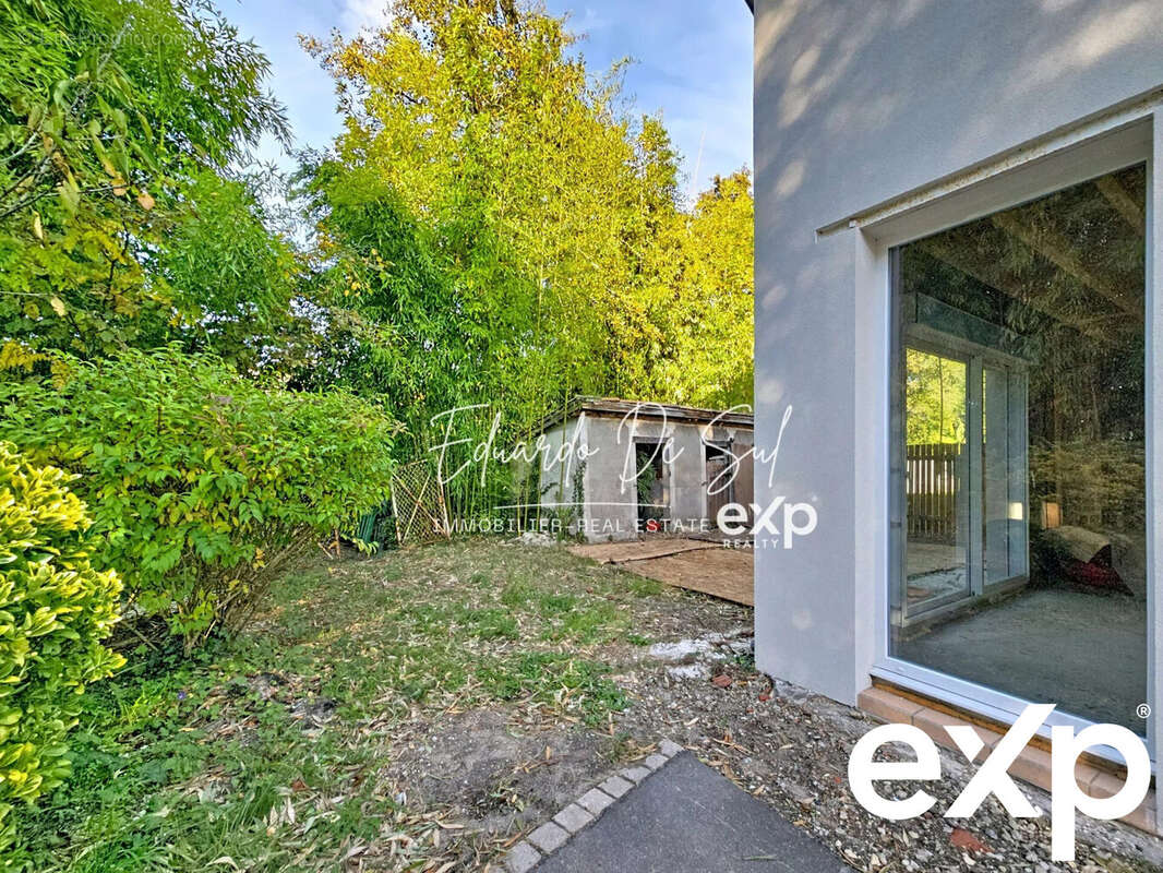 Maison à BLANQUEFORT