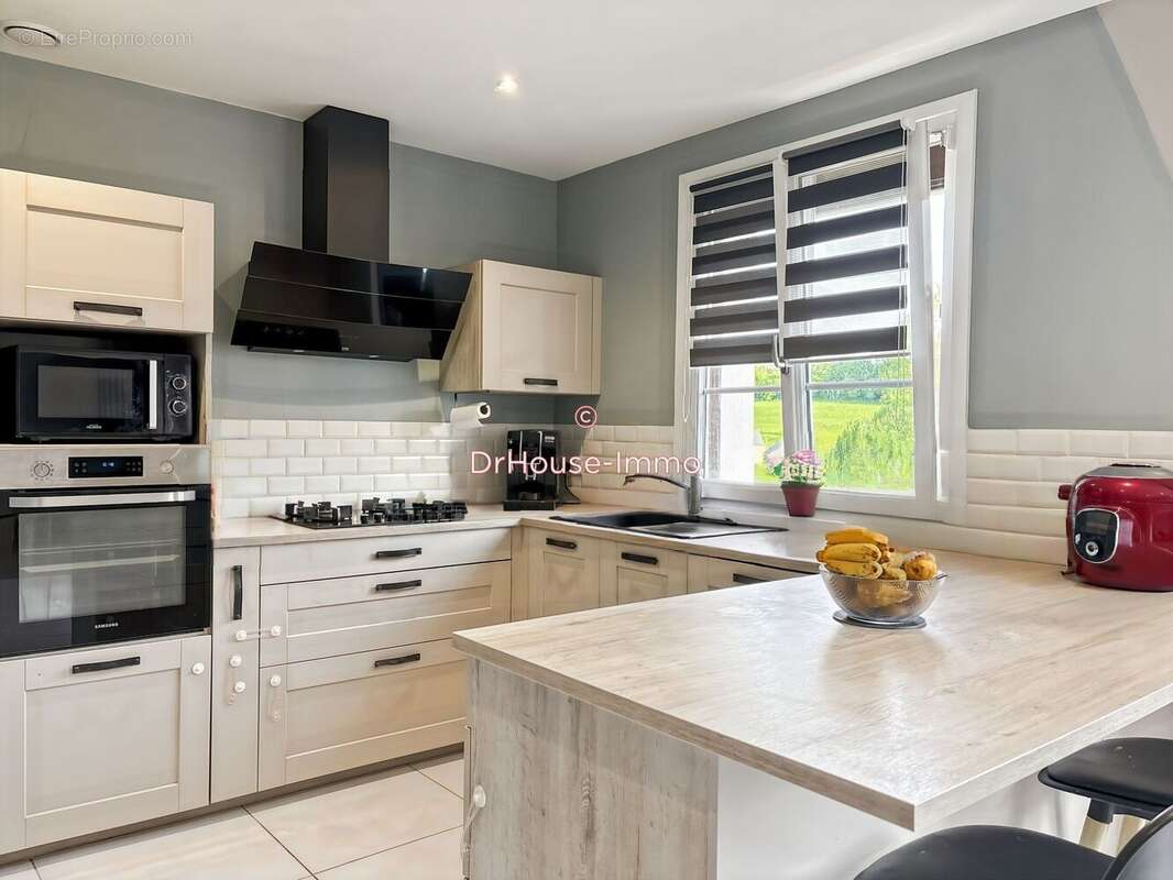 Maison 132 m² à Marigne-Laille  - photo 12