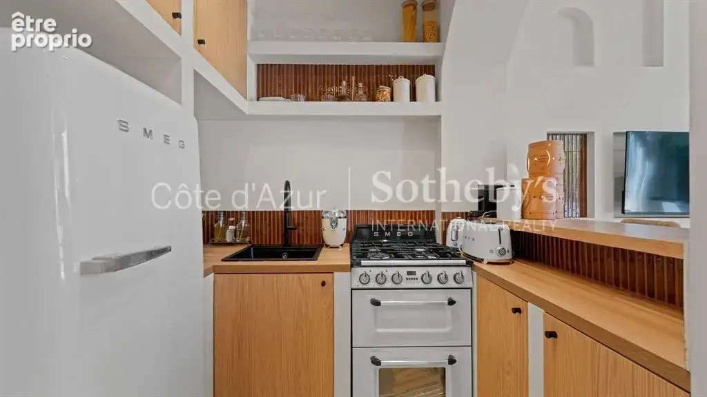 Appartement rénové de 68 m² avec terrasse au cœur de Saint-Tropez - photo 7