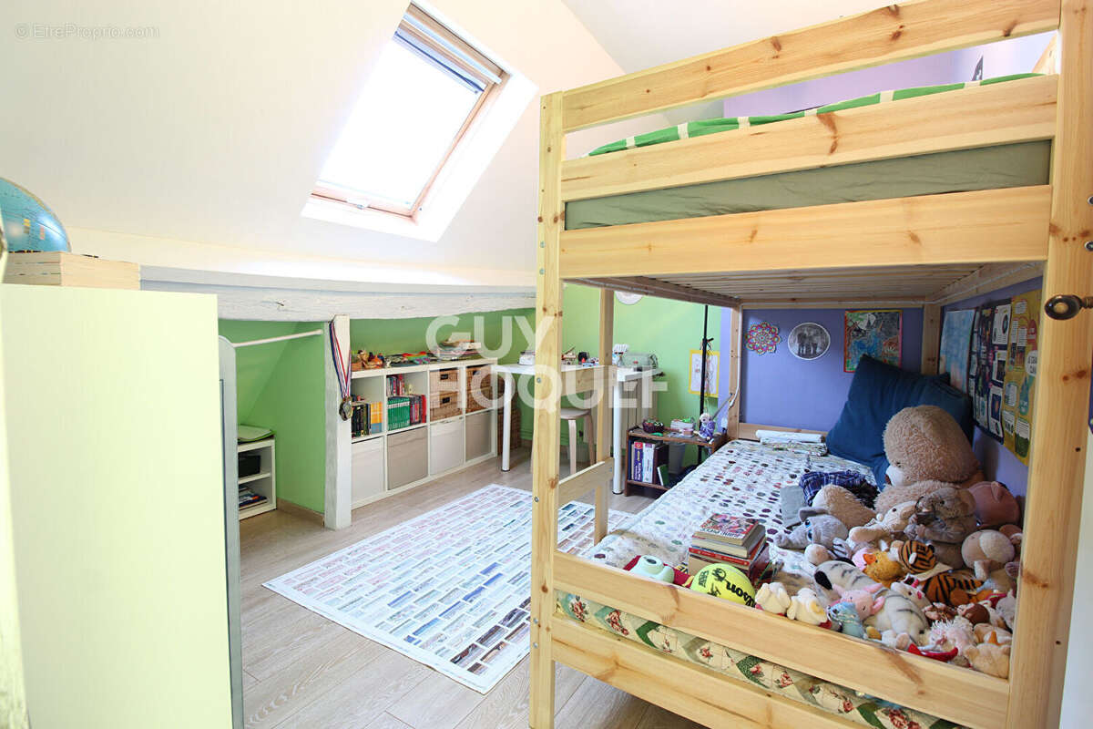 Maison à CHAUMES-EN-BRIE