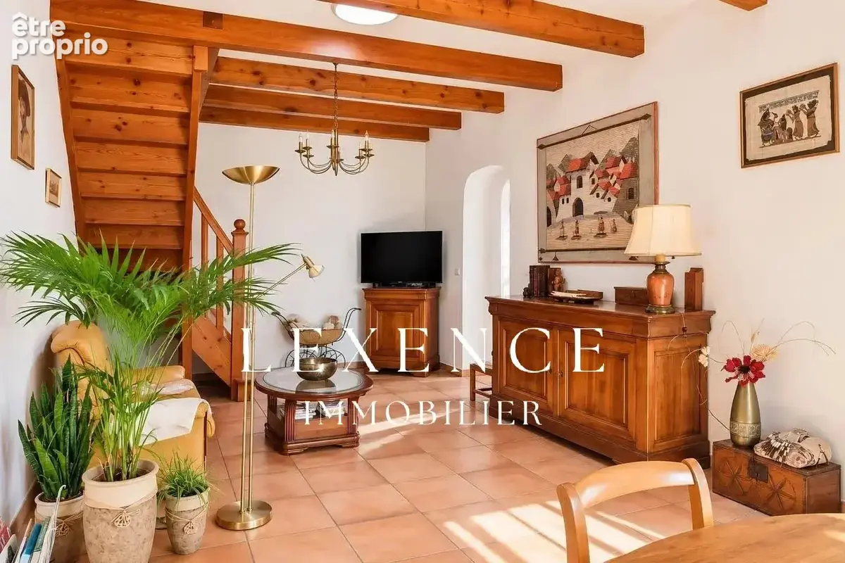 Maison à Célony de 129m² avec jardin, garage, cuisine d'été, serre, atelier - photo 10