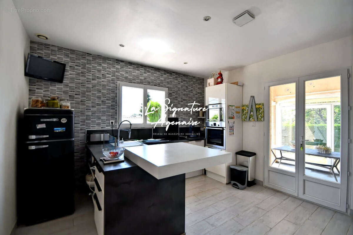 Maison 189 m² à Clermont-Dessous  - photo 6