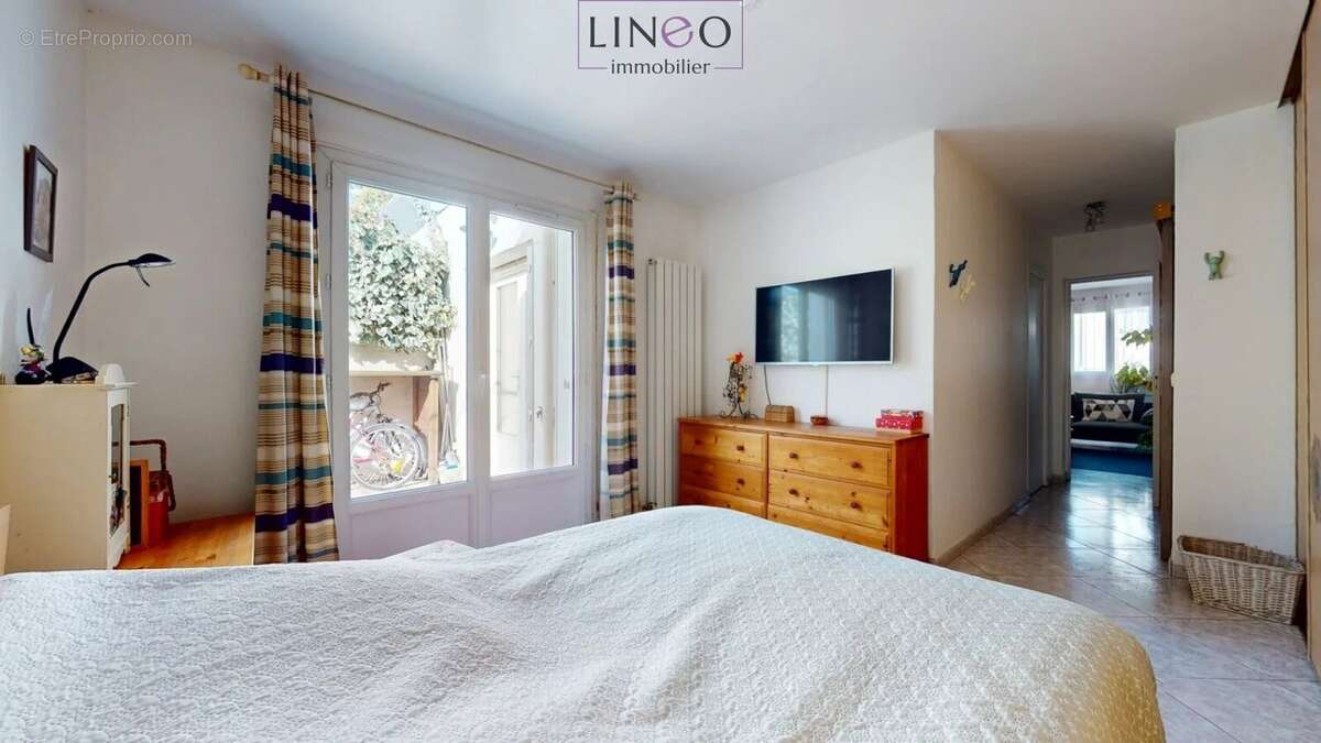 Maison à CHOISY-LE-ROI