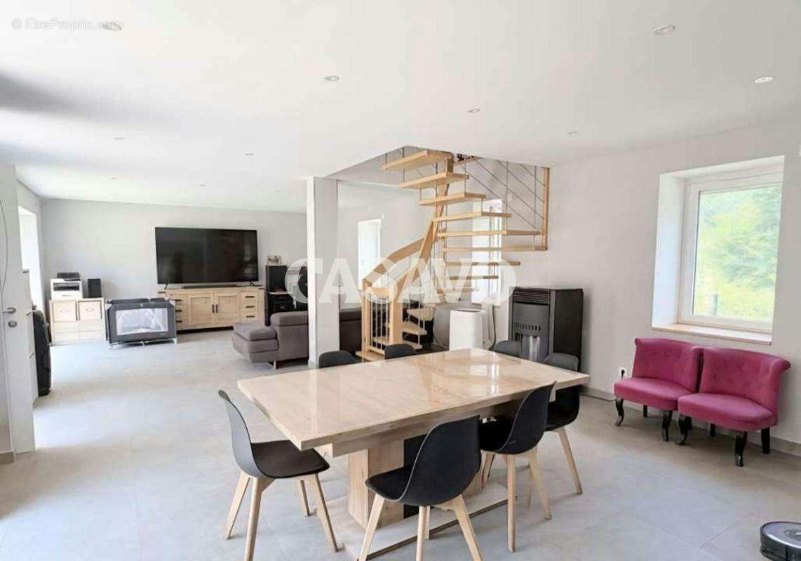 Vente Maison 4 pièces de 114m² - 38440 Meyssiez - photo 3