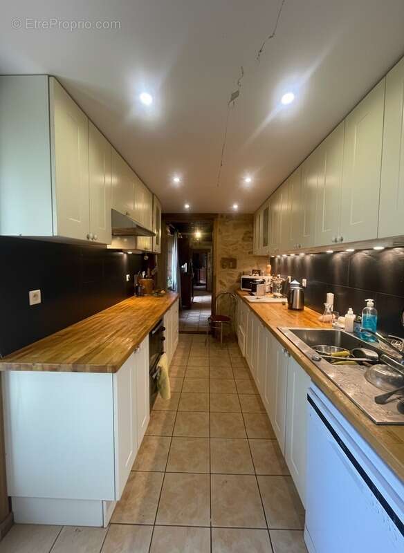 Maison à LURCY-LEVIS