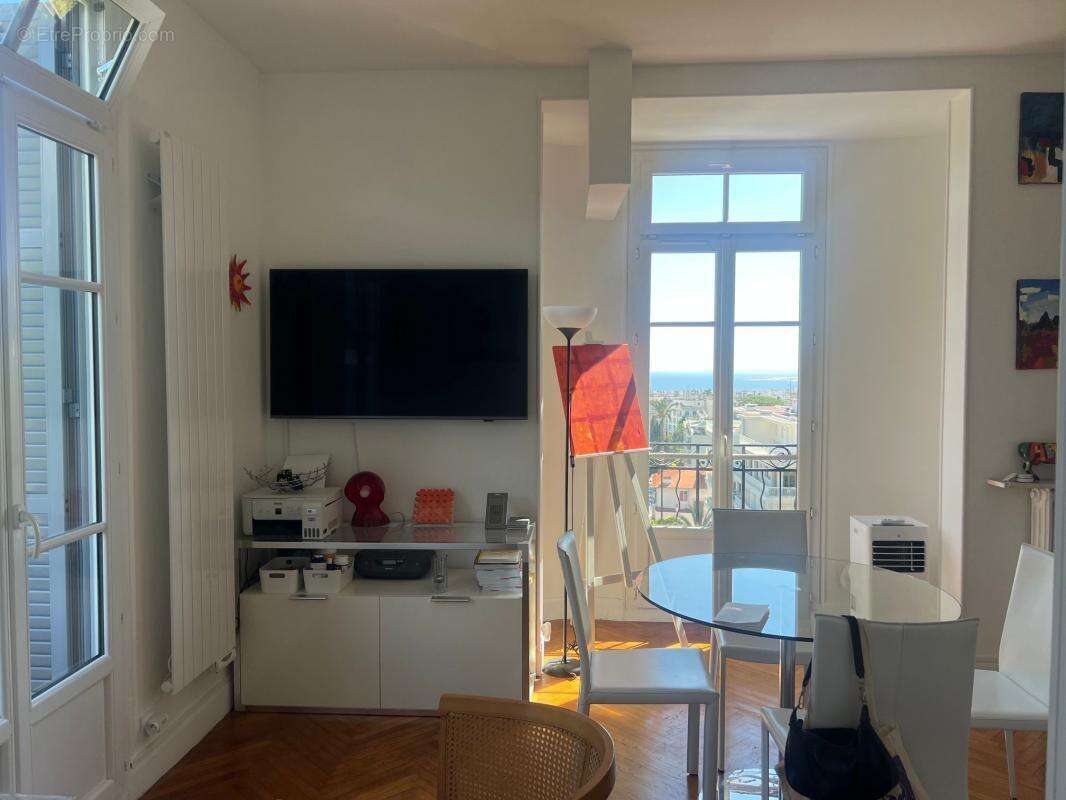 NICE Cimiez 2P 36m² dernier étage vue mer - photo 6