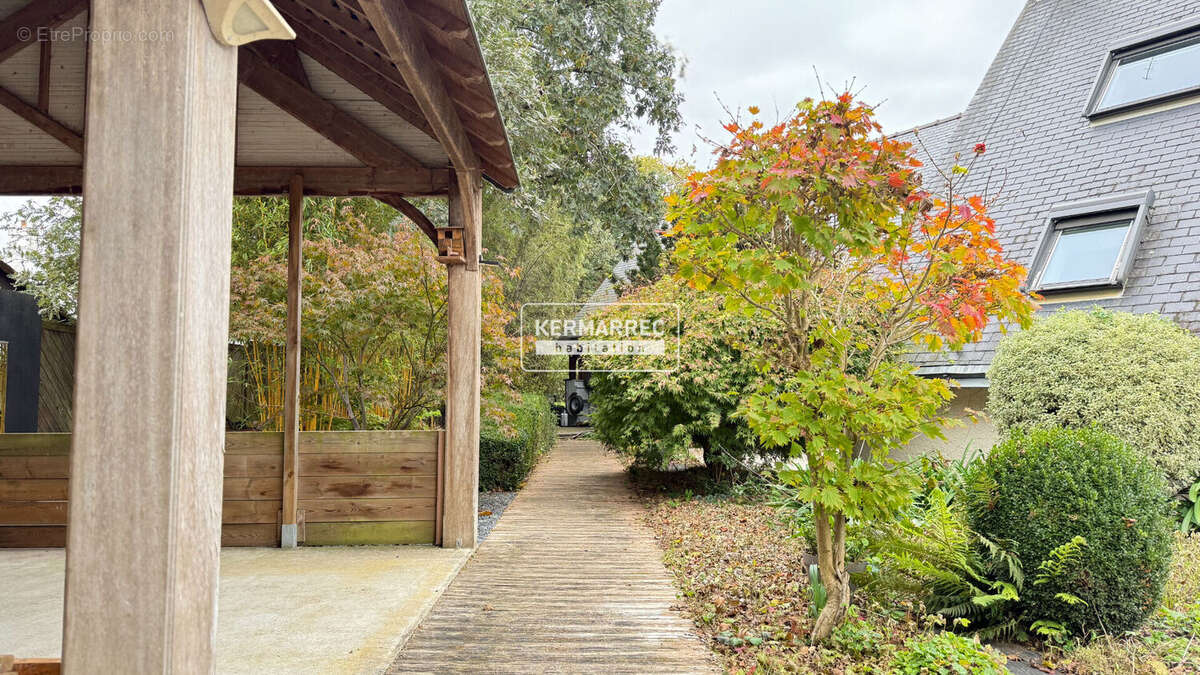 Maison à LA CHAPELLE-SUR-ERDRE