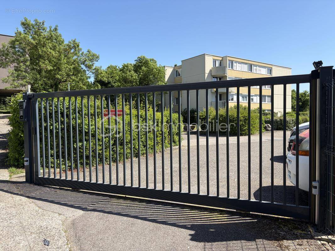 Appartement T4 lumineux avec balcon, au calme et sans travaux - photo 1