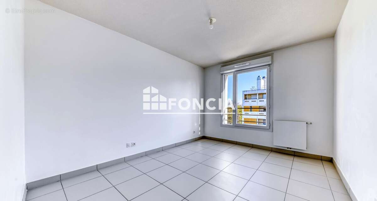 Appartement à LYON-9E