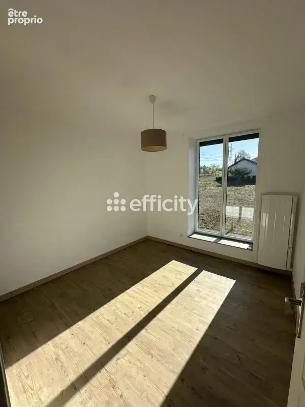 Maison 6 pièces 105 m² à vendre à Bas-En-Basset (43210) - photo 12