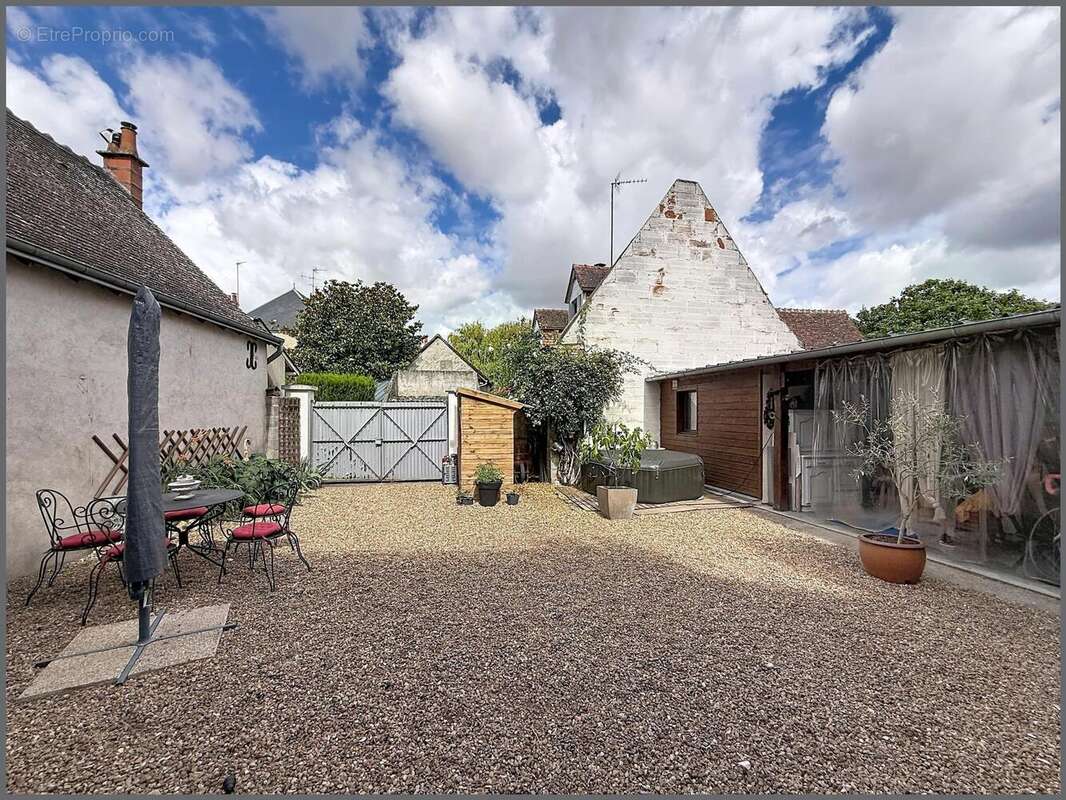 Photo 8 - Maison à REIGNAC-SUR-INDRE