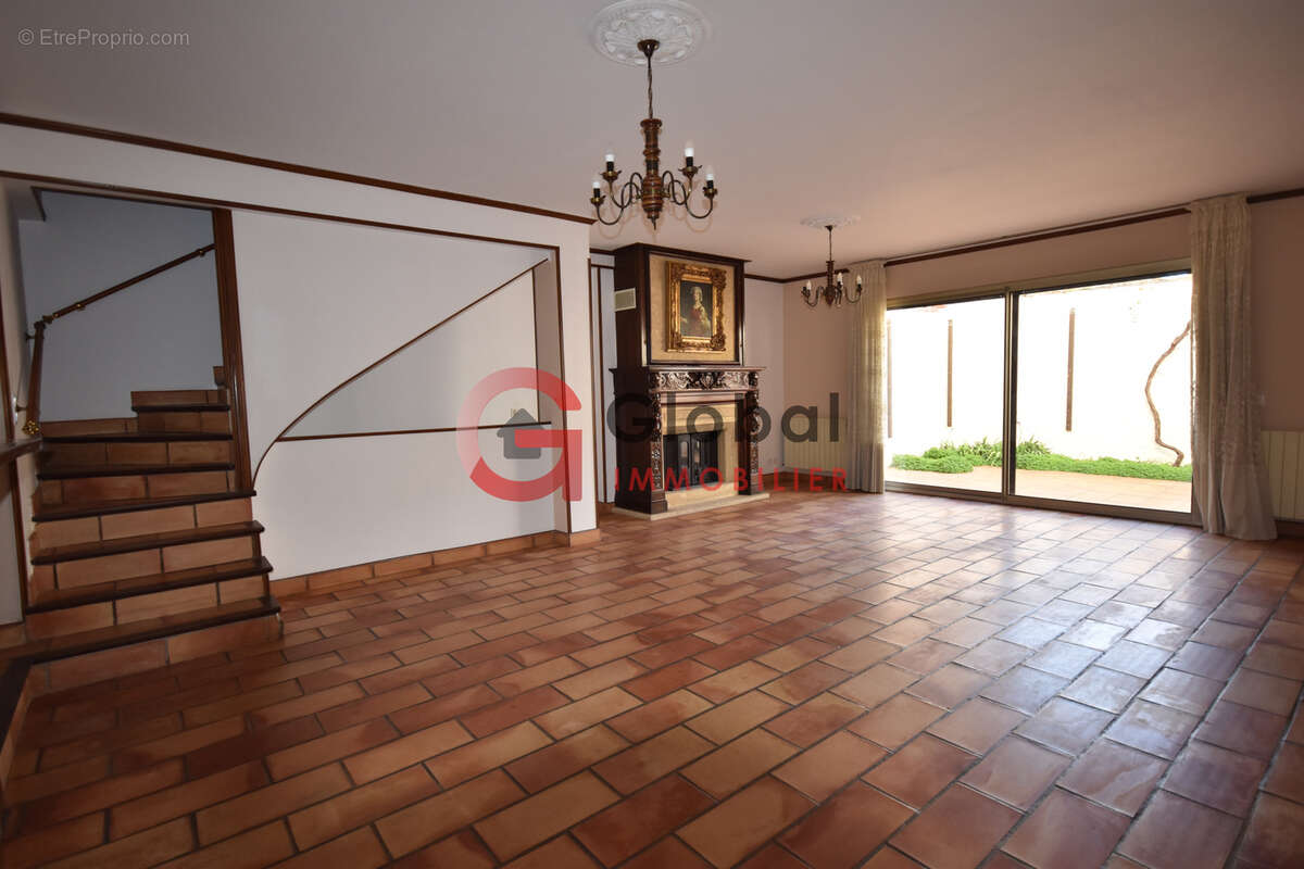 Maison à MARSEILLE-9E