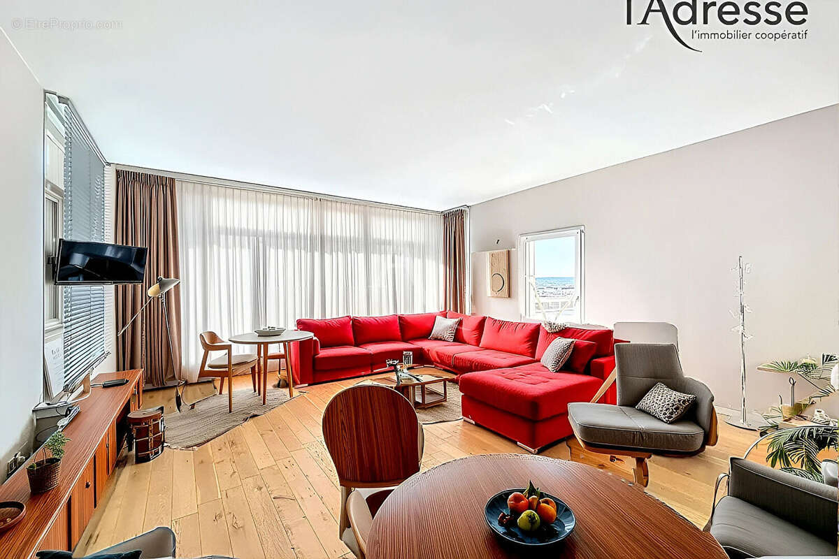 Appartement à SURESNES