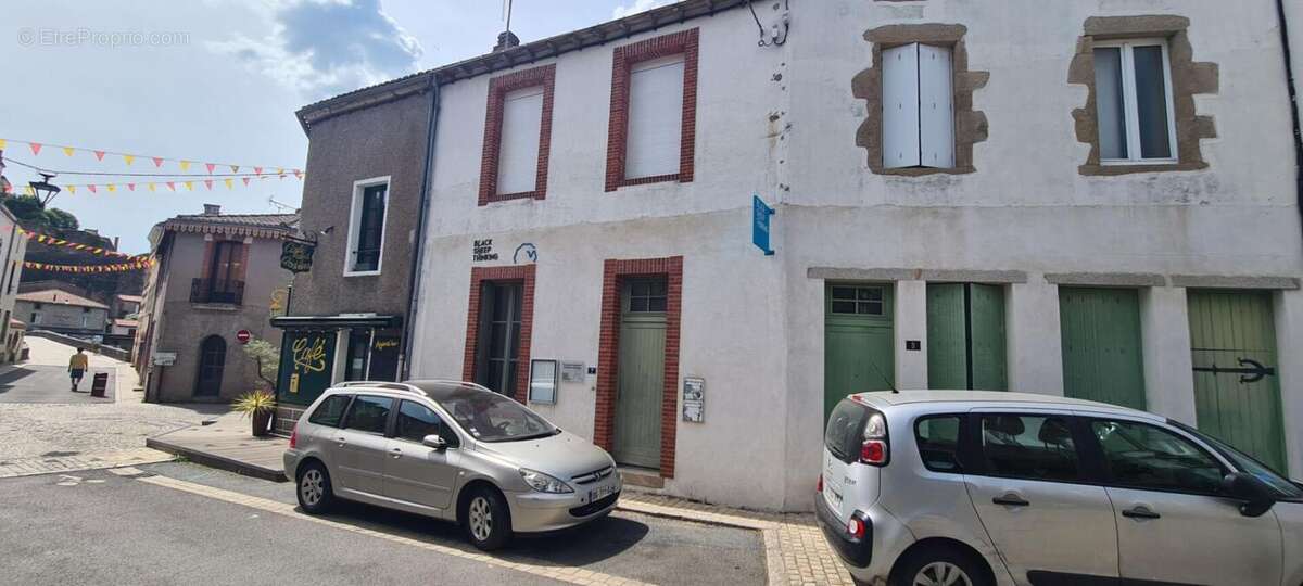 Bureau Clisson (La Vallée) 1 P . SDE . 40.5 M² - photo 6