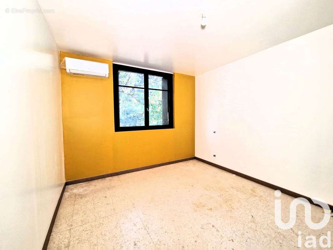 Photo 9 - Appartement à CHATEAURENARD