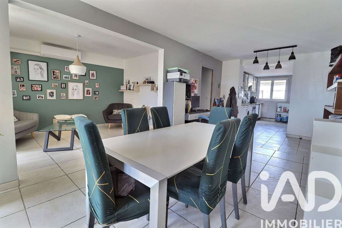 Photo 2 - Appartement à SORGUES