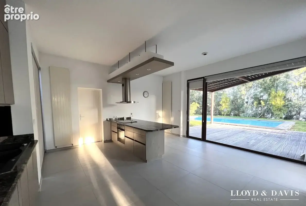 Maison 7 pièces 240 m² à vendre à Montpellier (34000) - photo 5