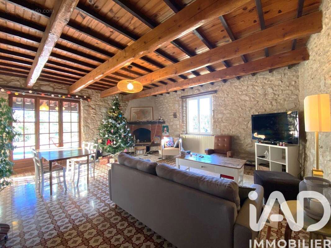 Photo 5 - Maison à L'ISLE-SUR-LA-SORGUE