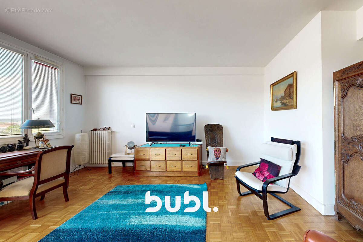 Appartement à RUEIL-MALMAISON