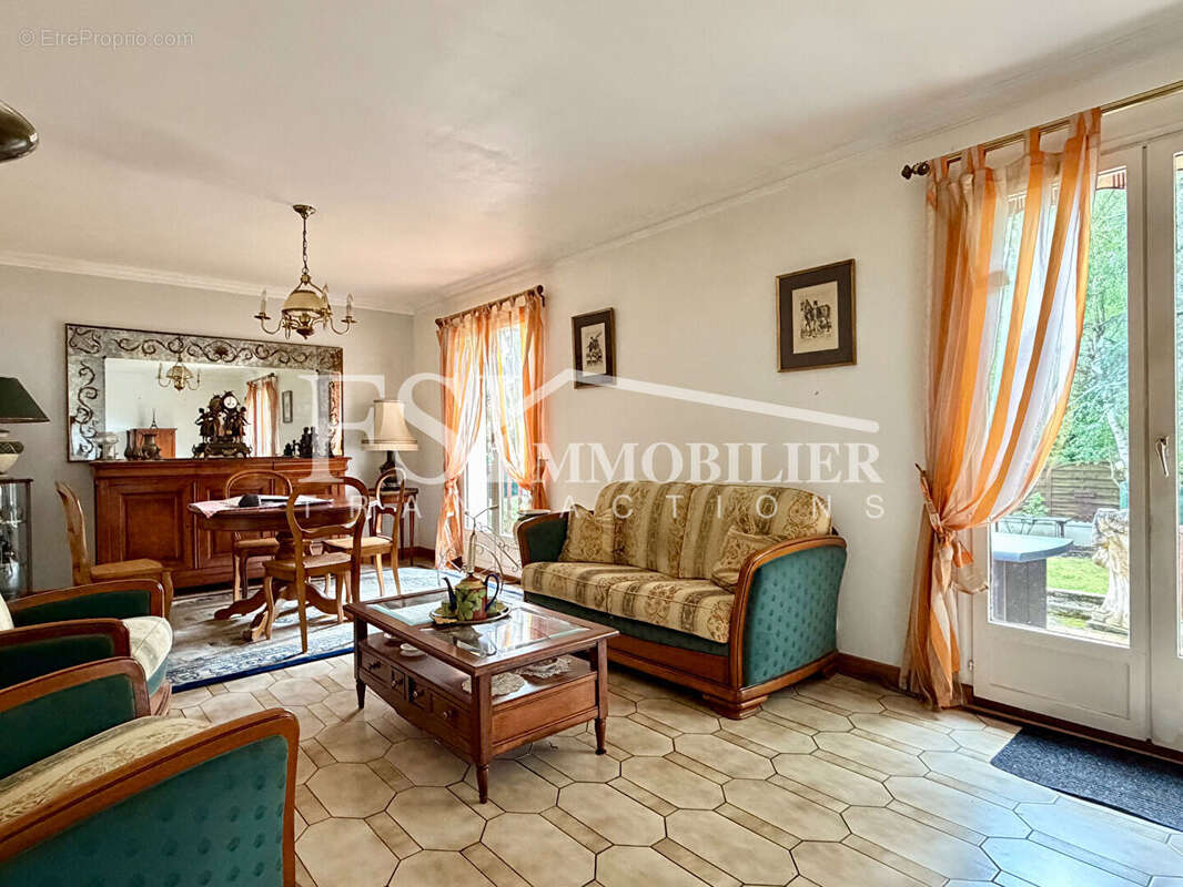 Maison à EAUBONNE