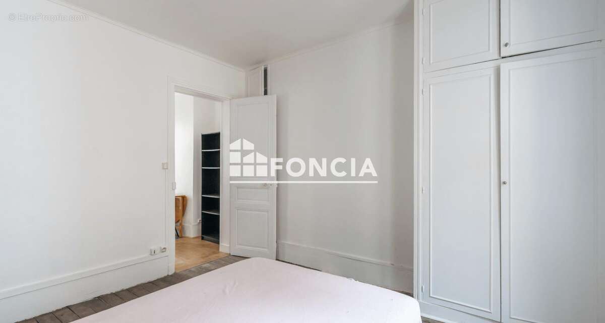 Appartement 34 m² à Paris-18e  - photo 5