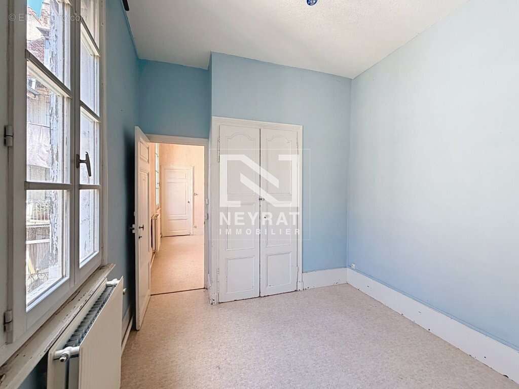 Appartement à LONS-LE-SAUNIER