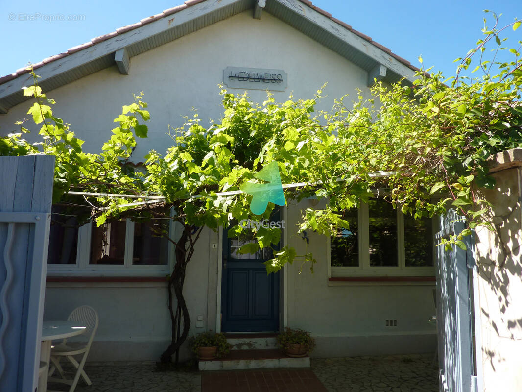 Maison à VALRAS-PLAGE