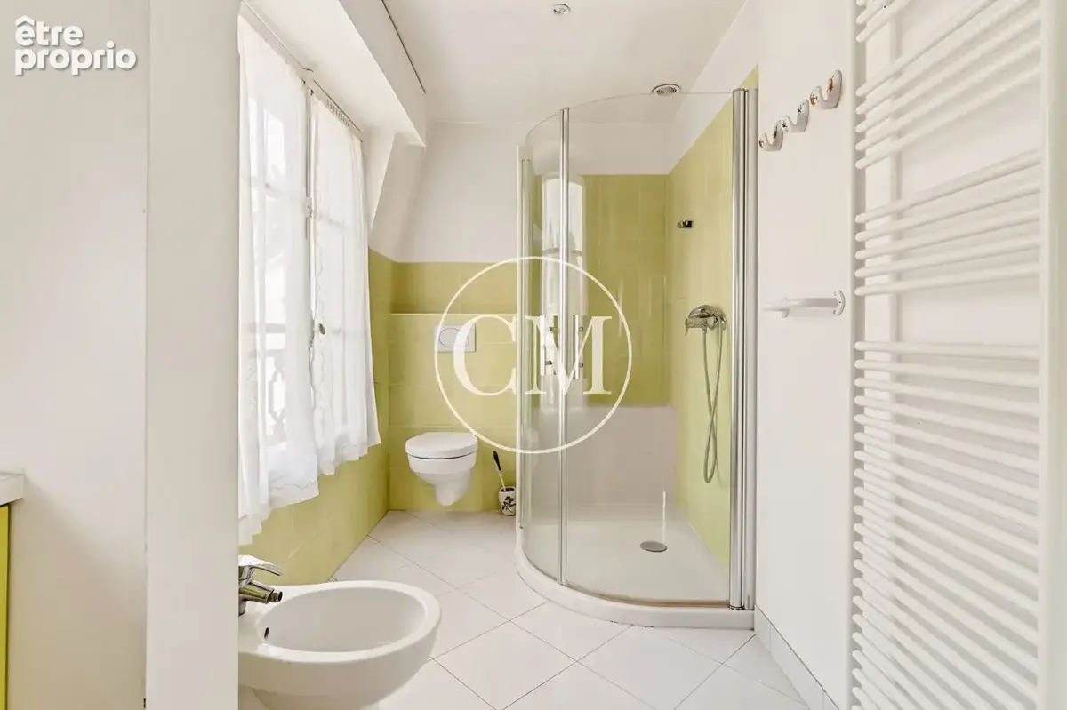 Versailles élégante maison familiale avec piscine intérieure et jardin - photo 11