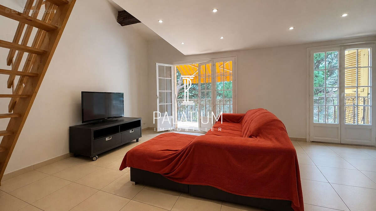 Appartement à SAINT-RAPHAEL